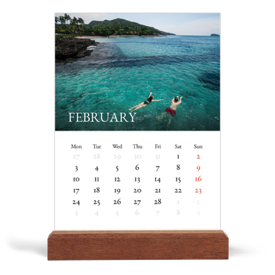 Easel Desk Calendar Portrait  — Simple serif [February]