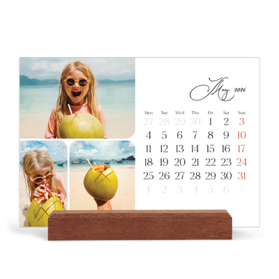 Easel Desk Calendar Landscape  — Snapshots and script [cover]
